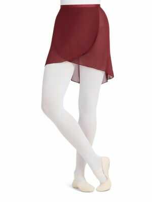 Capezio Georgette wrap skirt burgundy vékony pántos balett szoknya megjelenésében korszerű vonalak jellemzik
